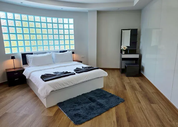 M-well House Hostel Bangkok